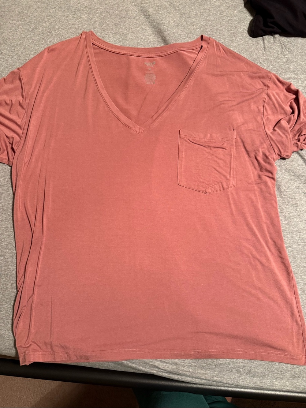 Kyte Baby Women’s Vneck